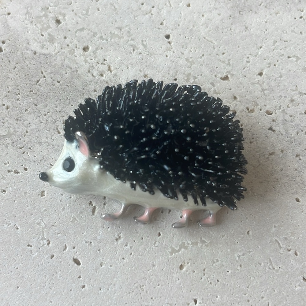 Hedgehog enamel brooch